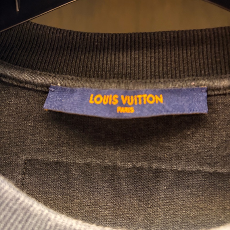 LV/路易威登/LOUIS VUITTON/8成新黑色口袋網格短袖T恤-9