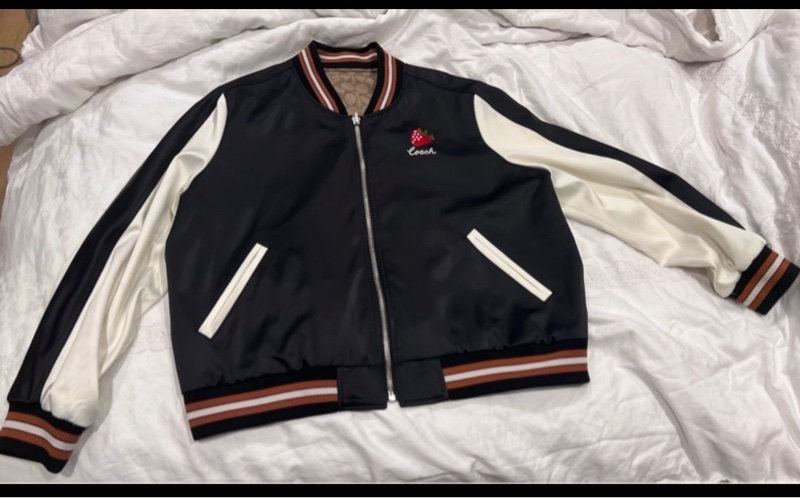 絕版近新-Coach草莓🍓男女棒球外套-0