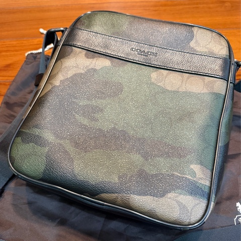 coach經典迷彩斜挎包/兩用/肩背包/斜背包/二手/正品/男女同款