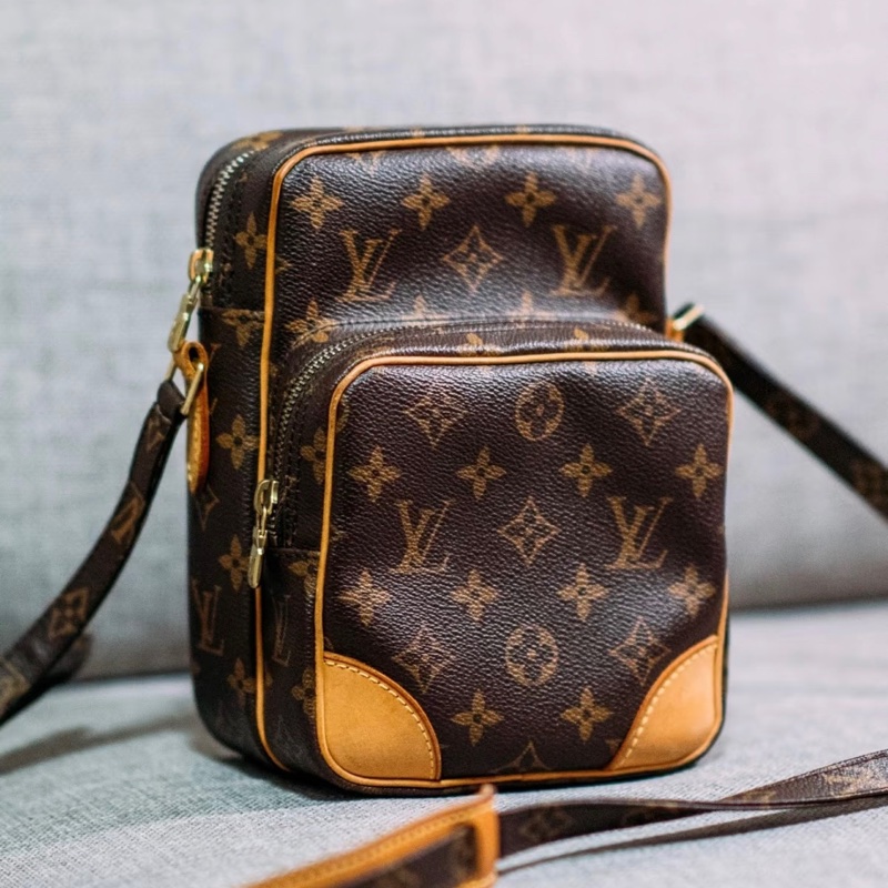 「JL精品代購」9新 LV 老花 相機包-0