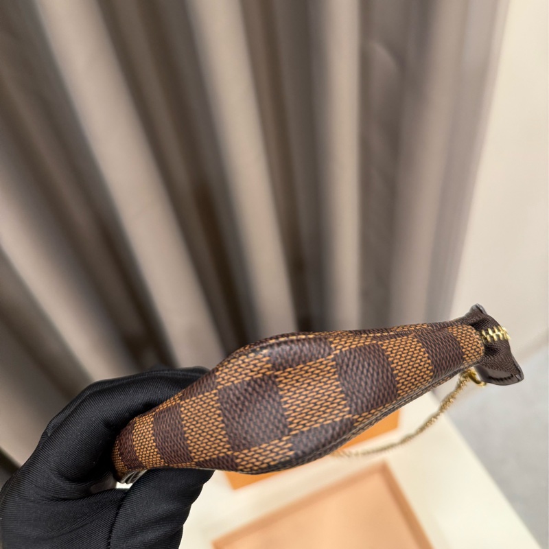 LV 棋盤格一字Mini麻將手提包-5