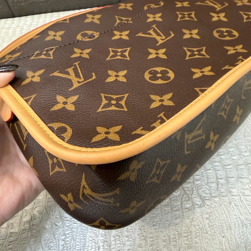 LV 原花金釦Diane法棍包M45985-7