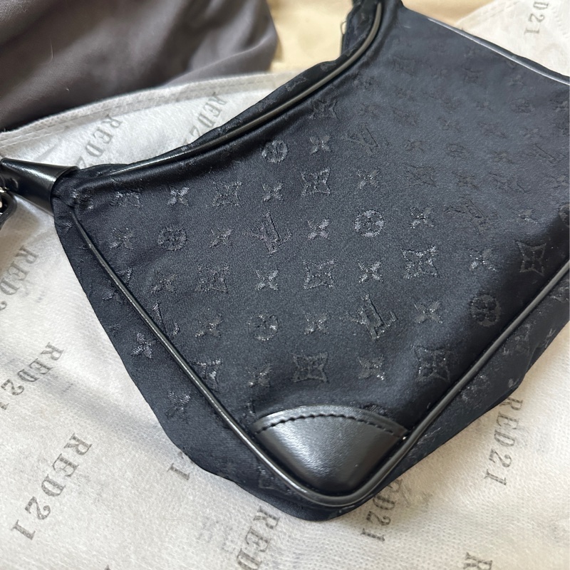 🅻🆅Louis Vuitton 千禧限定緞面小牛角🥐已絕版-1