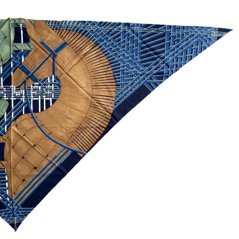 HERMES Masan & Masan giant triangle 兩馬織情 羊絨 大三角巾-3
