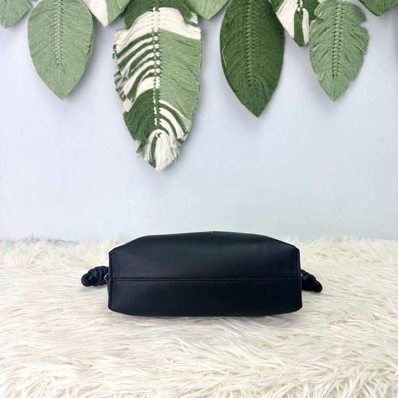 LOEWE Mini Flamenco Clutch 黑金福袋包 全套有盒-5