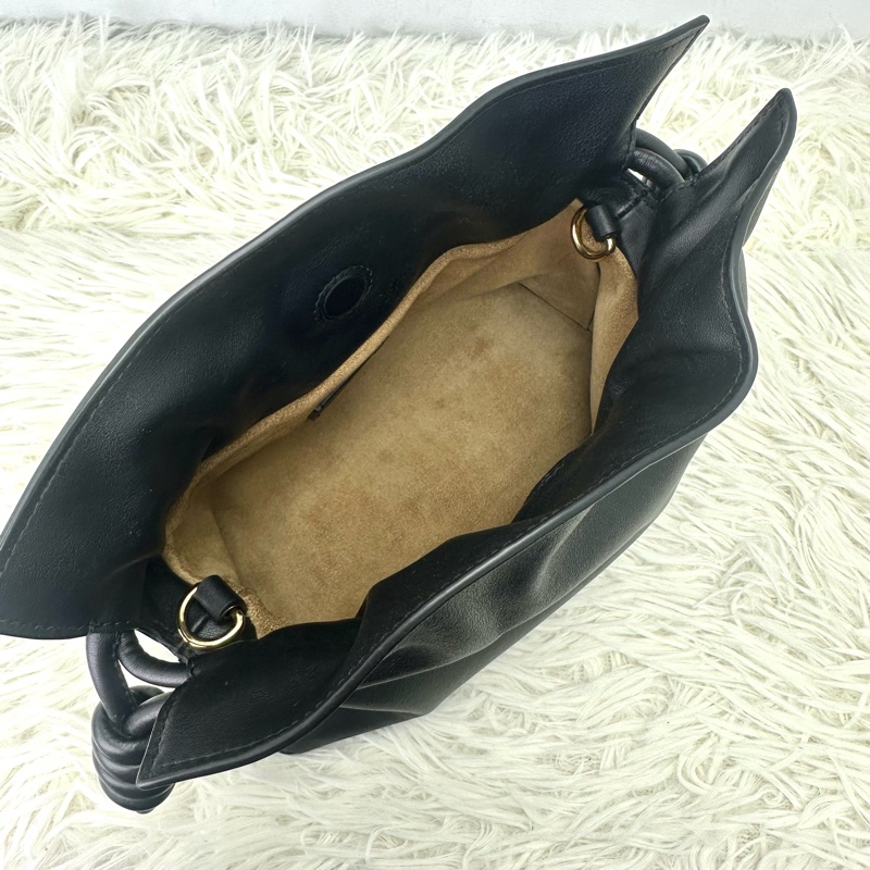 LOEWE Mini Flamenco Clutch 黑金福袋包 全套有盒-6