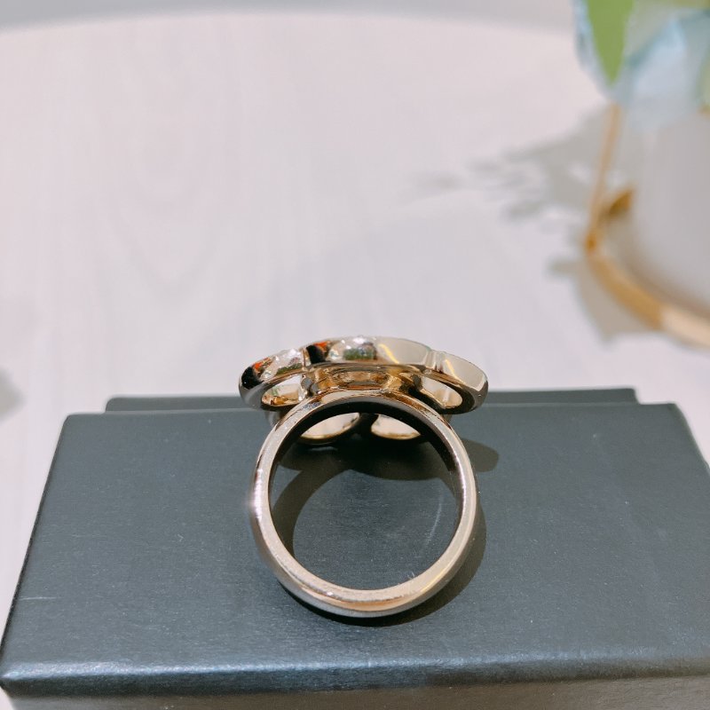 TK1928 香奈兒 山茶花 水晶戒指 Camelia Crystal Hologram Logo Ring Crystal x GHW-1
