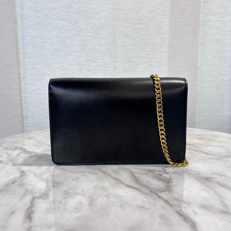 Celine 黑滑面牛皮金釦凱旋門下蓋6卡Woc-1