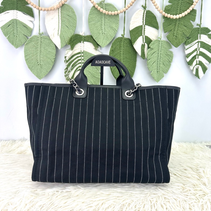 CHANEL 23P Deauville 黑白色銀扣沙灘Tote bag 晶片款-4