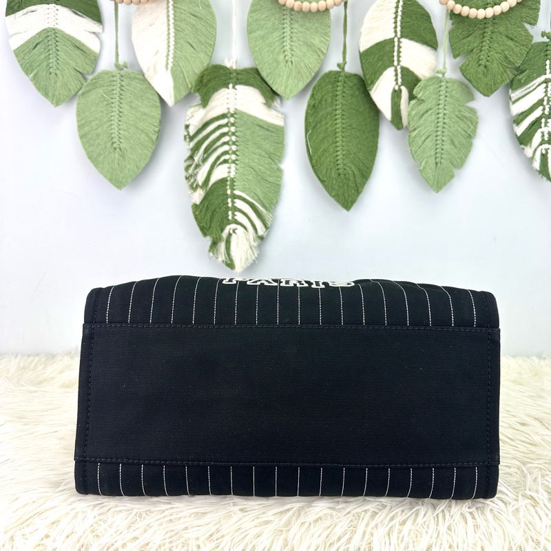CHANEL 23P Deauville 黑白色銀扣沙灘Tote bag 晶片款-5