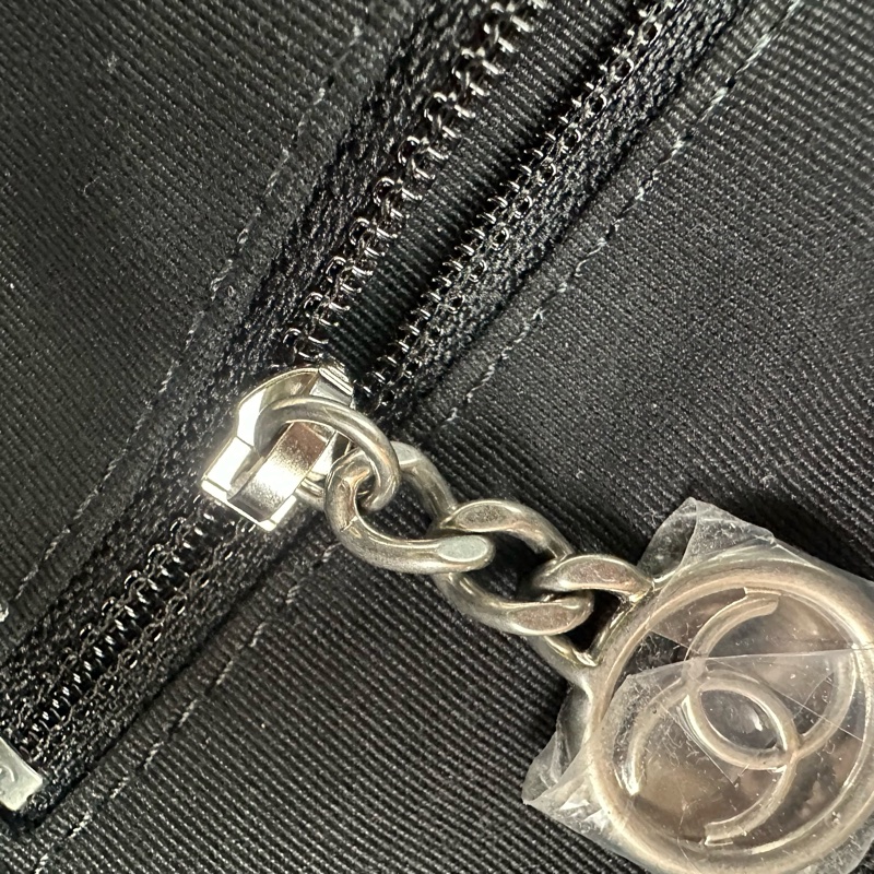 CHANEL 23P Deauville 黑白色銀扣沙灘Tote bag 晶片款-20