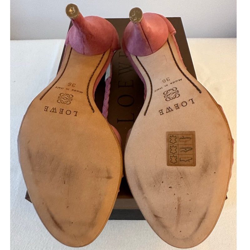 LOEWE 玫粉色麂皮高跟鞋-9