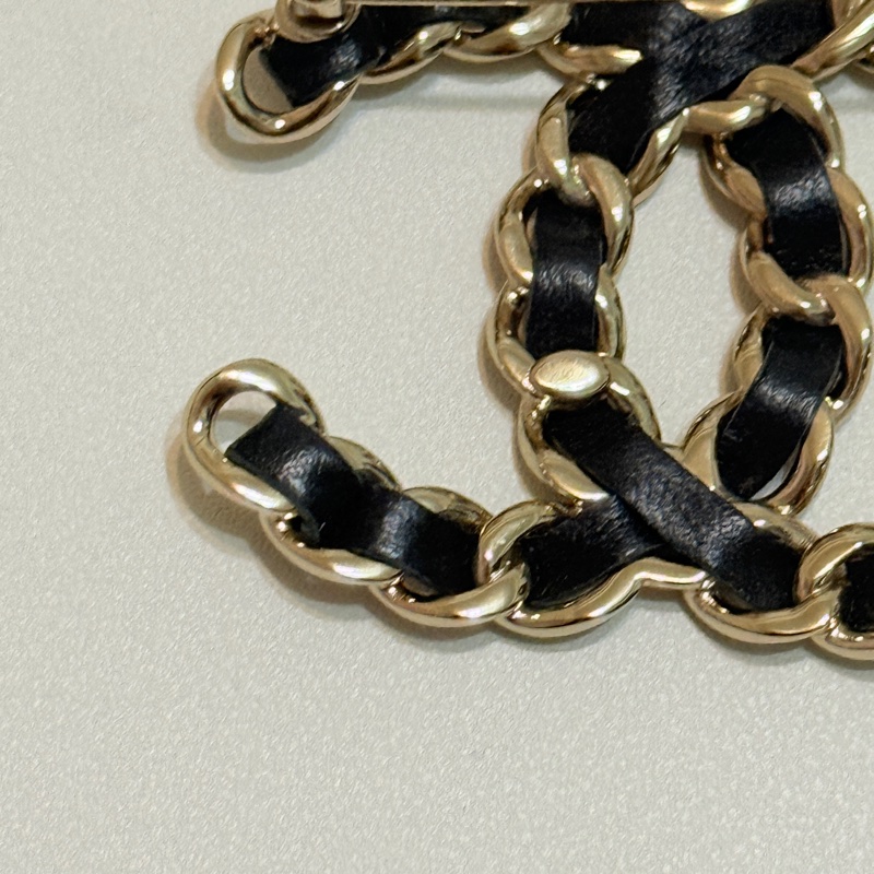 914intheair精品代購『二手』Chanel 稀有絕版皮穿鏈胸針-5