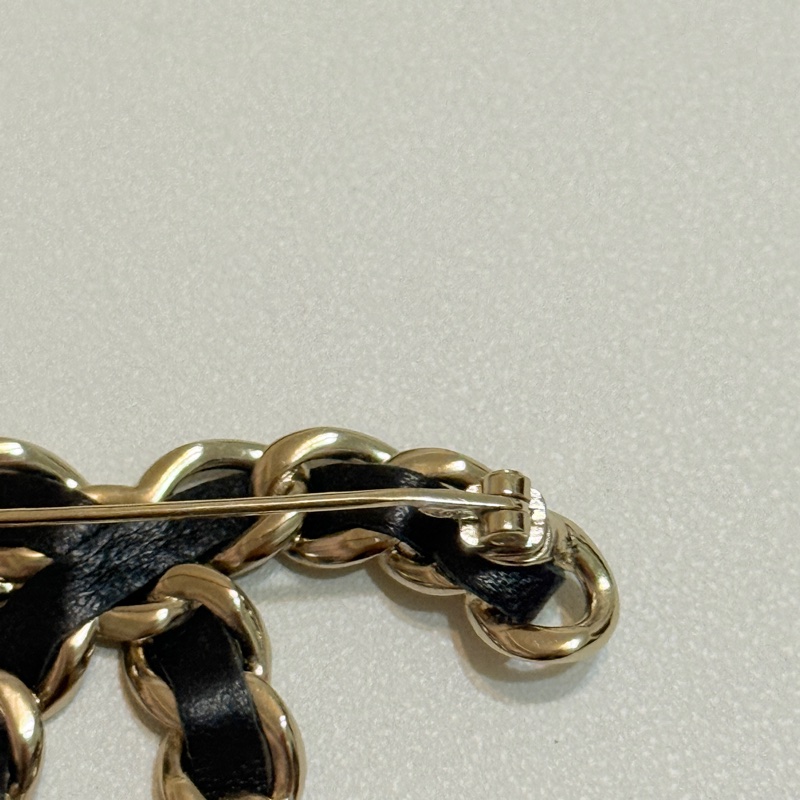 914intheair精品代購『二手』Chanel 稀有絕版皮穿鏈胸針-7