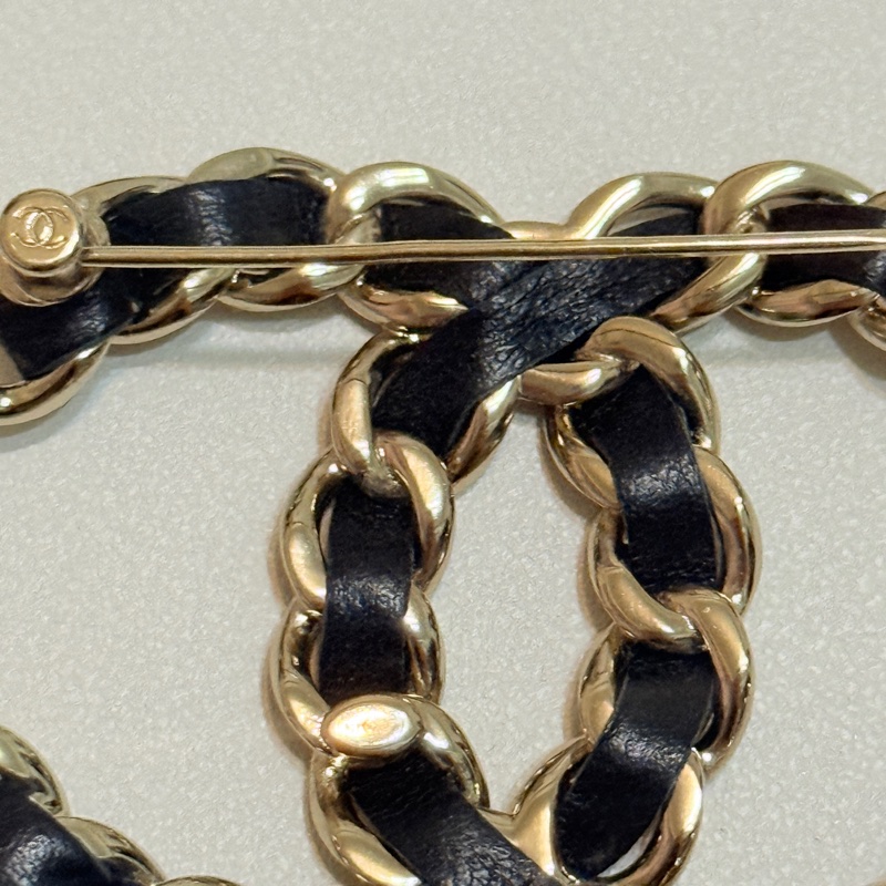 914intheair精品代購『二手』Chanel 稀有絕版皮穿鏈胸針-8