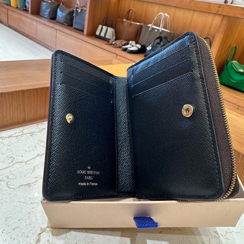 Louis Vuitton 經典老花拼色拉鏈短夾 零錢包-3