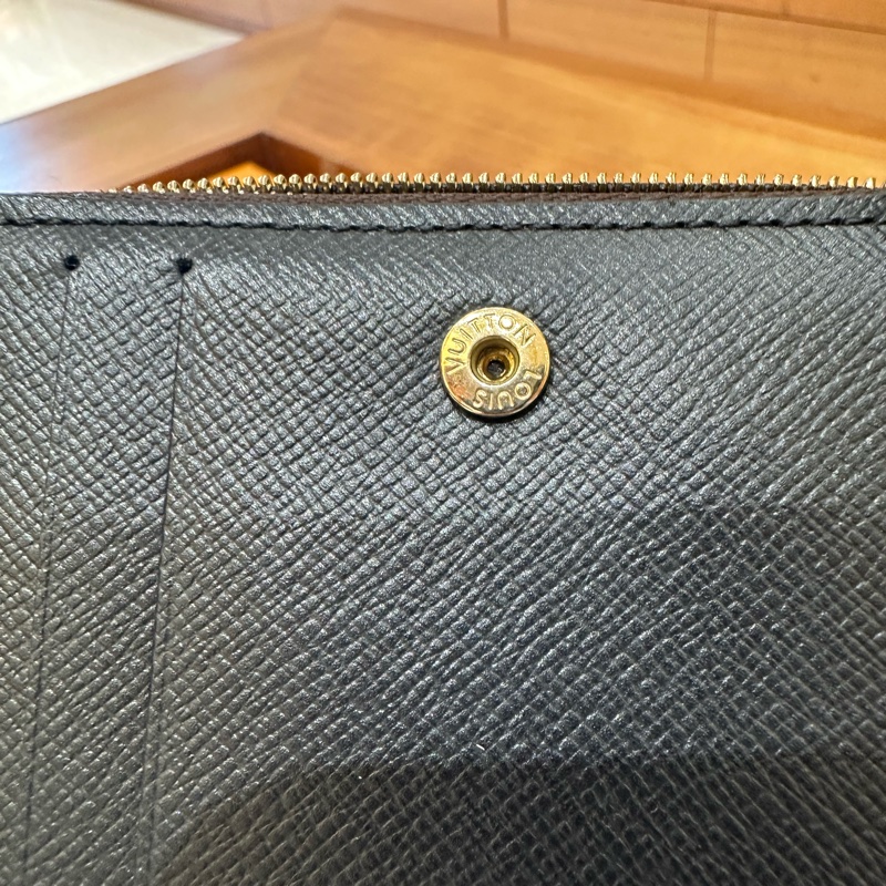 Louis Vuitton 經典老花拼色拉鏈短夾 零錢包-11