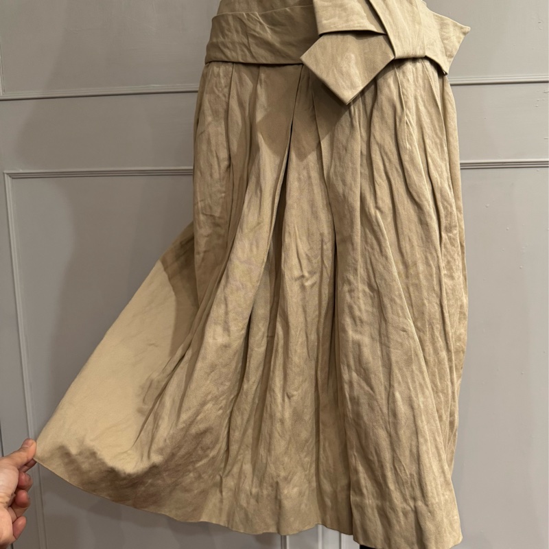 《新歡舊愛》原25000正品MARNI卡其色折皺藝術感半身裙42/M~L-1