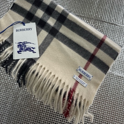 「員購特價」全新BURBERRY ［專櫃價19500］經典款 羊絨格紋圍巾 博柏利圍巾