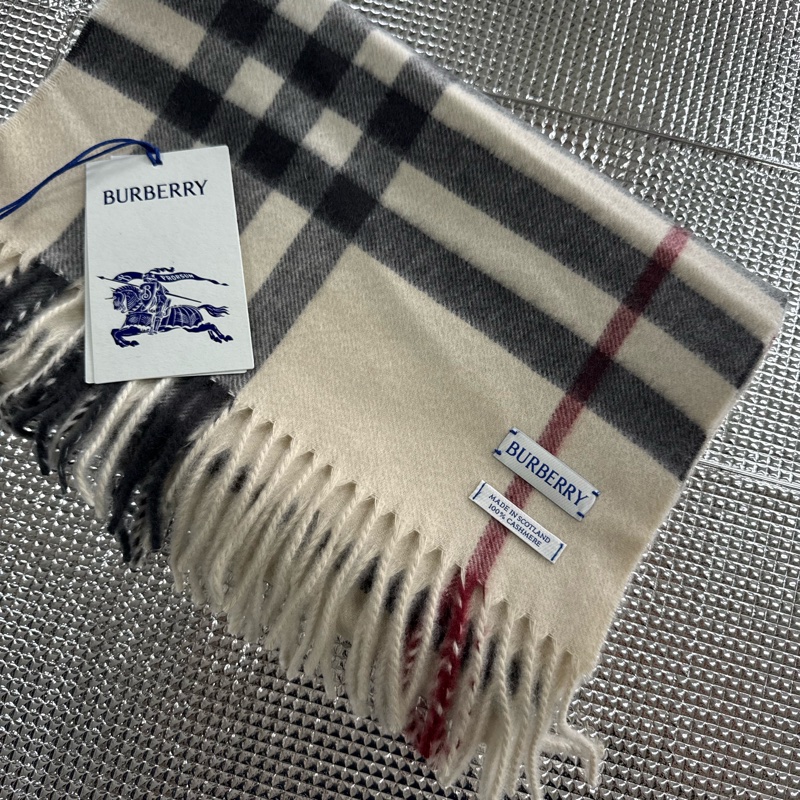 「員購特價」全新BURBERRY ［專櫃價19500］經典款 羊絨格紋圍巾 博柏利圍巾-6