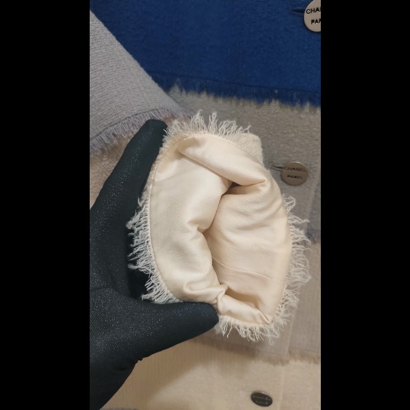 Chanel 米藍灰橫格外套-12