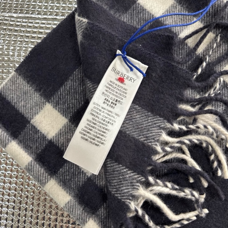 「員購特價」經典款全新BURBERRY ［專櫃價19500］羊絨格紋圍巾 博柏利克什米爾圍巾-14