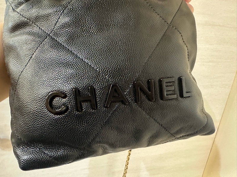 Chanel 黑荔枝牛皮黑字母logo金釦大菱格mini22包 AS3980-8