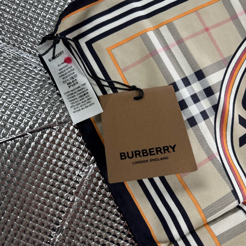 「員購特價」全新BURBERRY 格紋圖案真絲絲巾(米色)博柏利絲巾-8