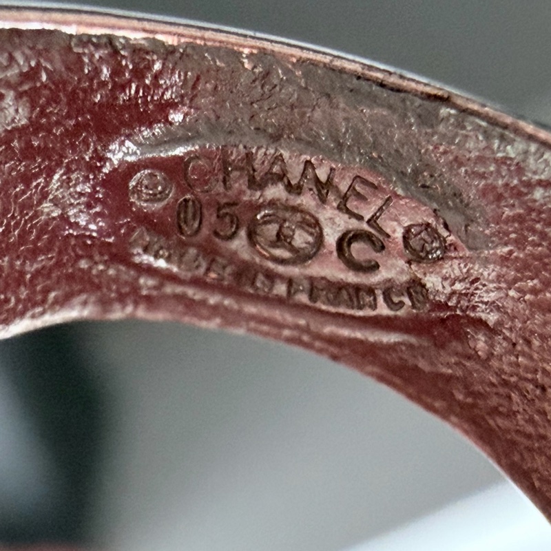 Chanel 銀色戒指寬版®️經典大Logo立體鏤空-9