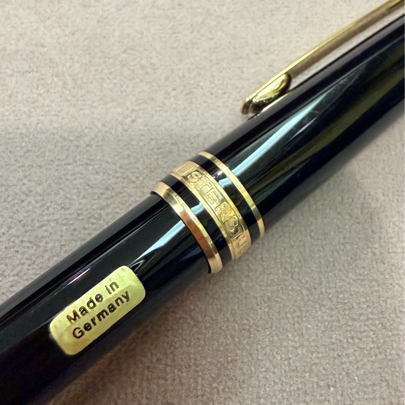 真品MONTBLANC 萬寶龍 Meisterstück 大師傑作（大班）鍍黃金經典原子筆-2
