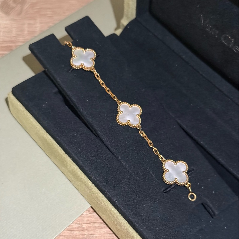 （🈶購證全配）VCA五花白貝母手鍊-4