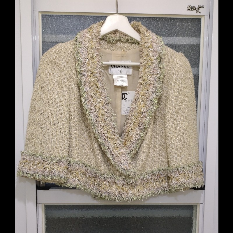 Chanel 駝色毛呢嫩綠毛毛邊短版外套-0