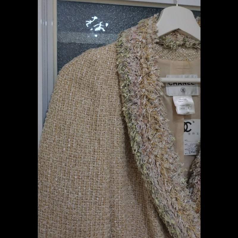 Chanel 駝色毛呢嫩綠毛毛邊短版外套-5