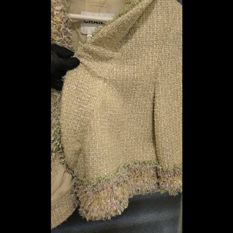 Chanel 駝色毛呢嫩綠毛毛邊短版外套-8