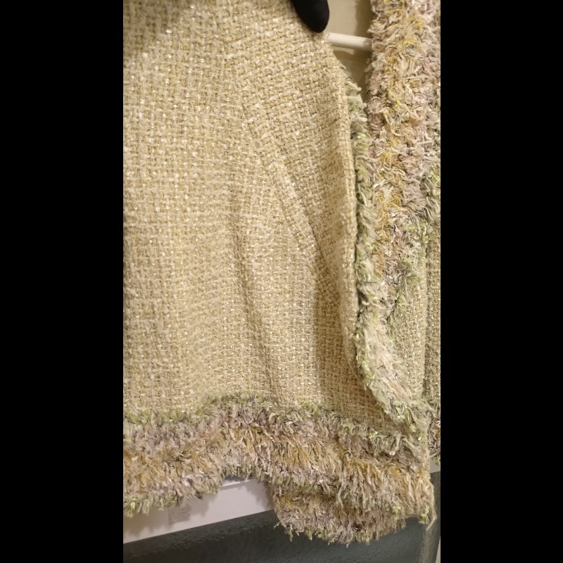 Chanel 駝色毛呢嫩綠毛毛邊短版外套-9