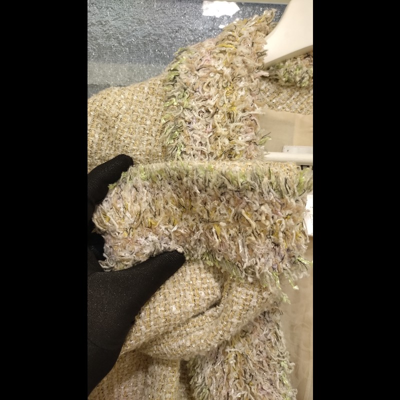 Chanel 駝色毛呢嫩綠毛毛邊短版外套-10