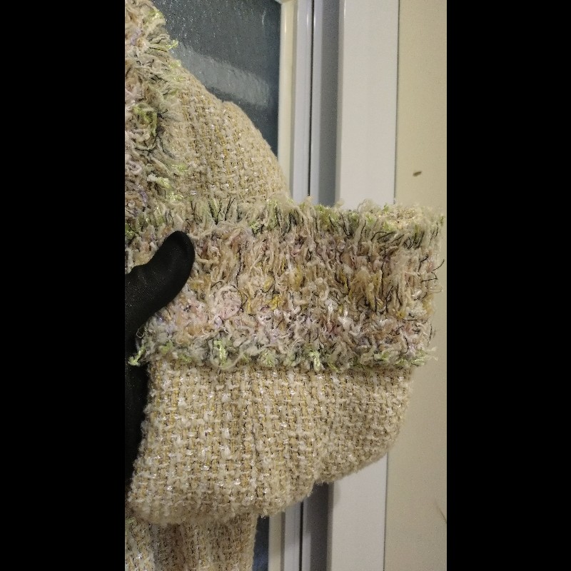 Chanel 駝色毛呢嫩綠毛毛邊短版外套-14