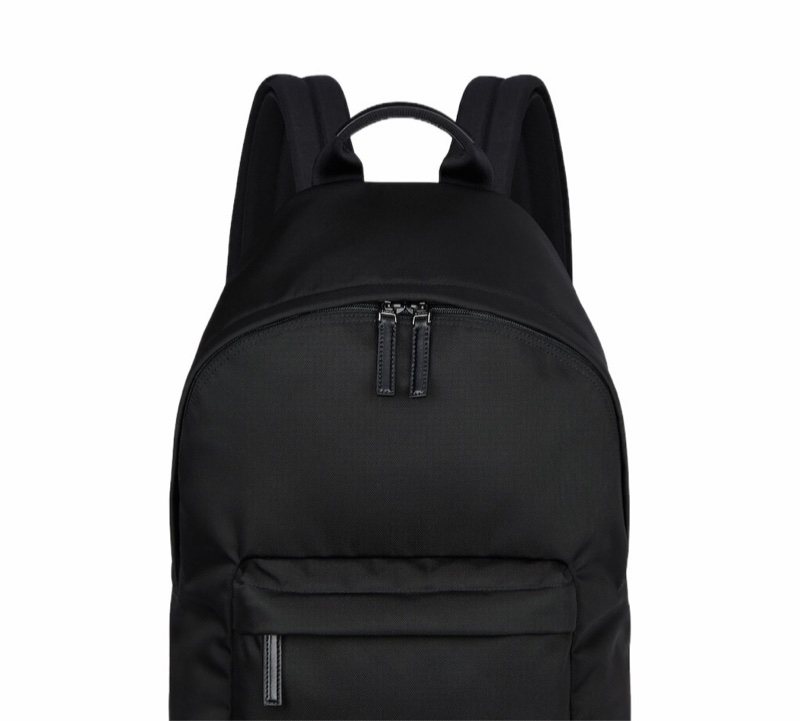 Givenchy 男士 Essential U 背包均碼碼32cm*20cm*43cm-0