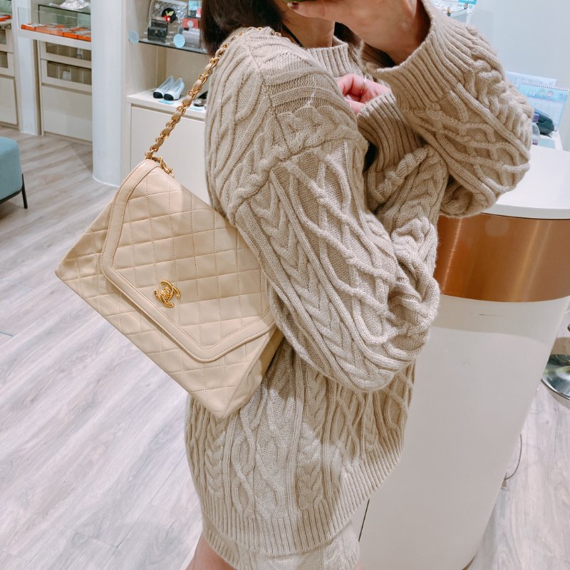 TK1931 香奈兒 淺褐色 復古 翻蓋手袋 Vintage Flap Bag Small Lambskin-1