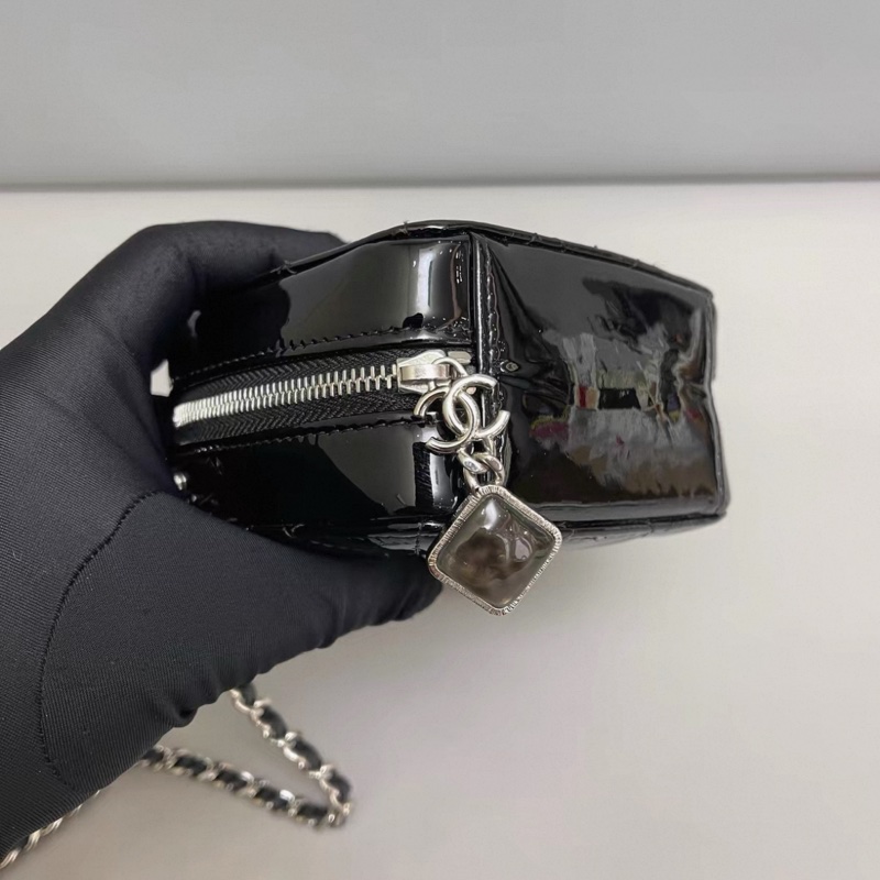 Chanel香奈兒 黑銀漆皮寶石方糖鏈條包 芯片-5