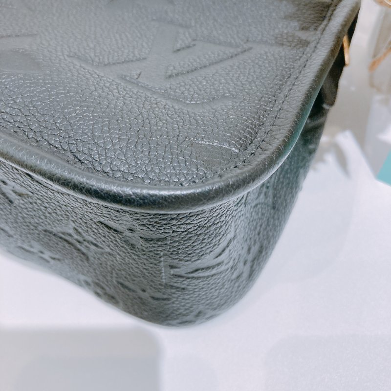 TW4692 Louis Vuitton 路易威登暗花紋肩帶包包Diane Bag Monogram Empreinte-7