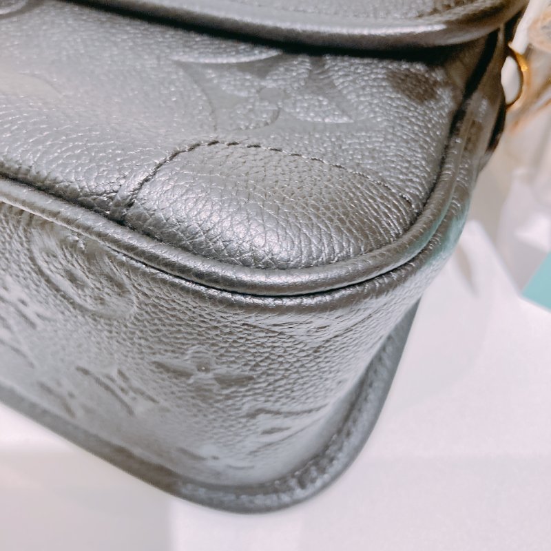 TW4692 Louis Vuitton 路易威登暗花紋肩帶包包Diane Bag Monogram Empreinte-25