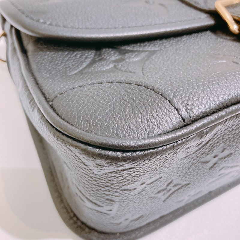 TW4692 Louis Vuitton 路易威登暗花紋肩帶包包Diane Bag Monogram Empreinte-26