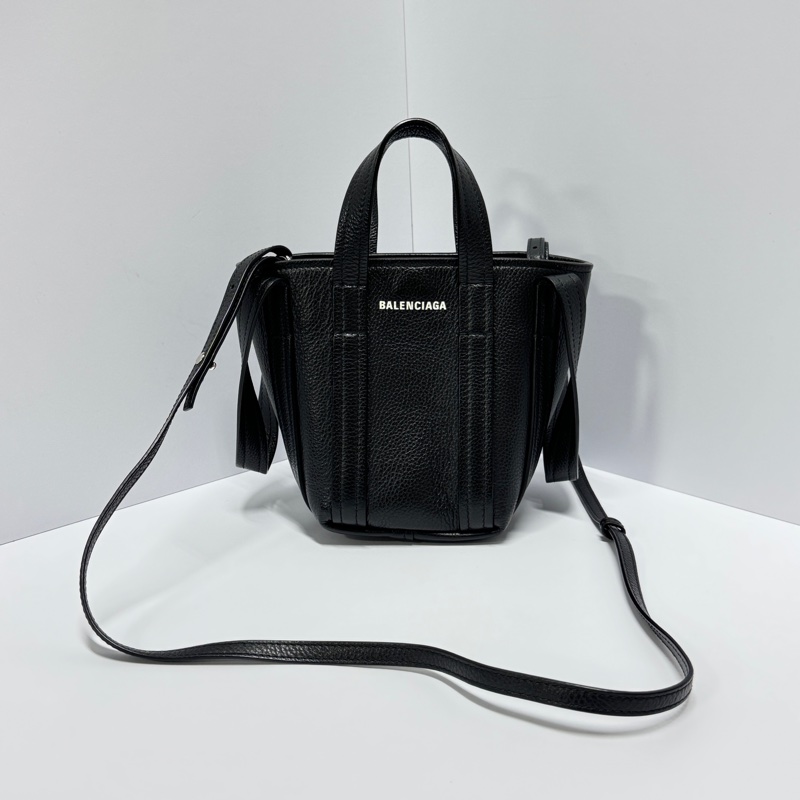 【全新閒置品🎁】 Balenciaga Everyday XS 巴黎世家 斜背包(有購買證明)-3