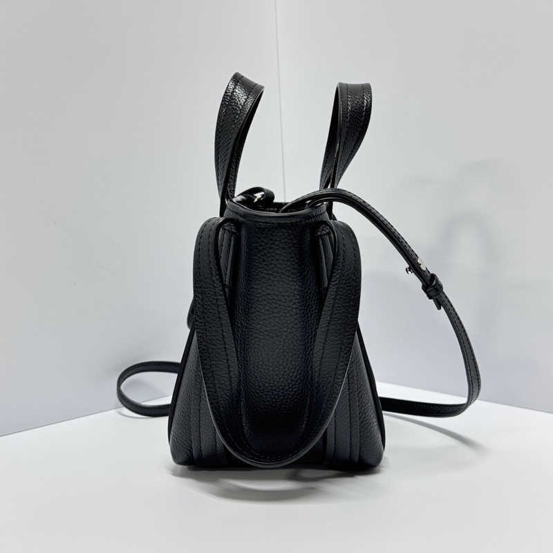 【全新閒置品🎁】 Balenciaga Everyday XS 巴黎世家 斜背包(有購買證明)-5