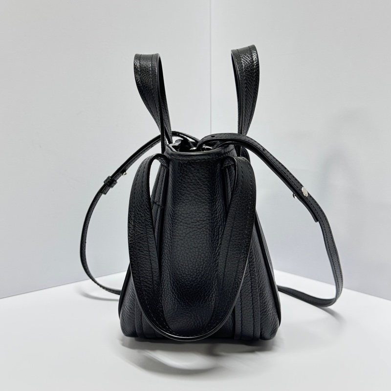 【全新閒置品🎁】 Balenciaga Everyday XS 巴黎世家 斜背包(有購買證明)-6