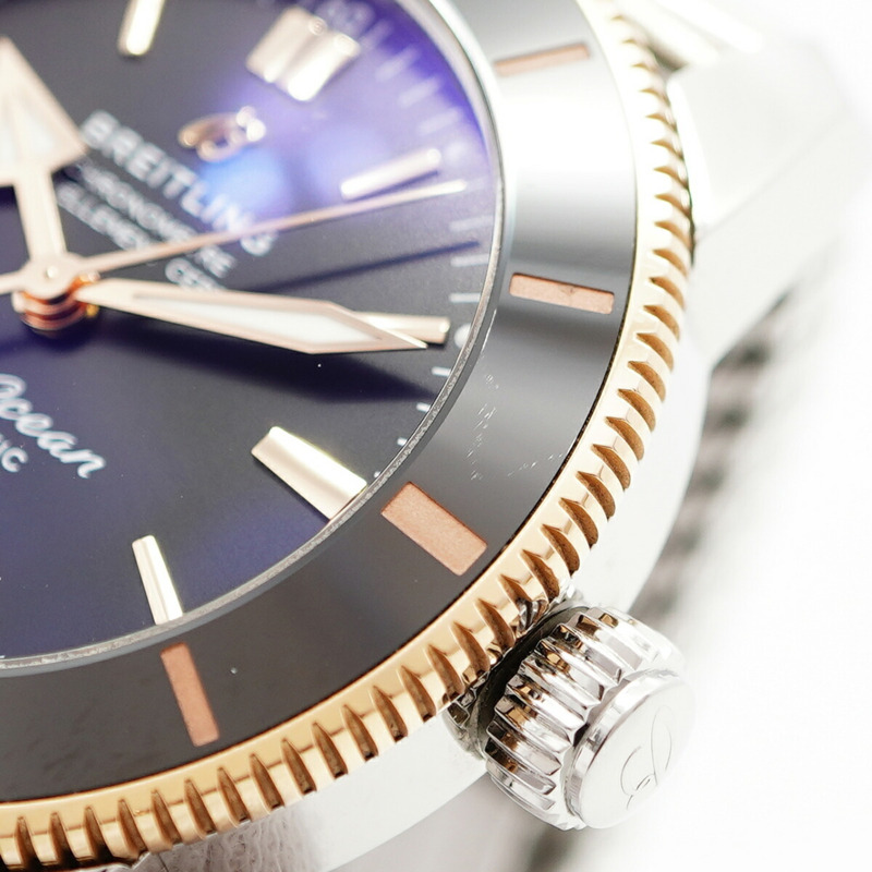 百年靈超級海洋文化系列 UB2010 黑色錶盤男士腕錶-7