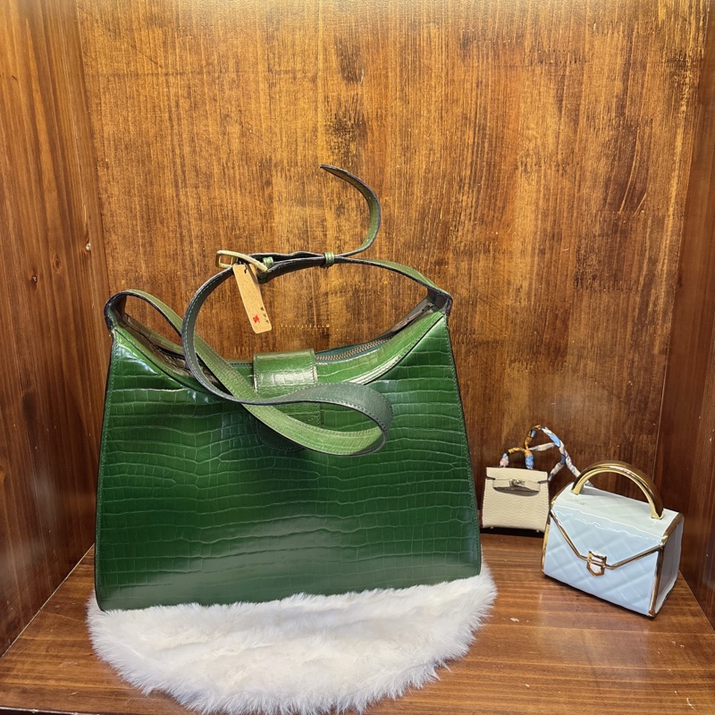 翠綠鱷魚紋手提包-1
