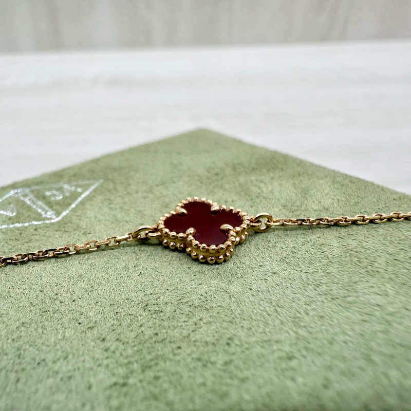 VCA紅玉髓四葉草Sweet Alhambra18k玫瑰金手鍊ARN59K00-6