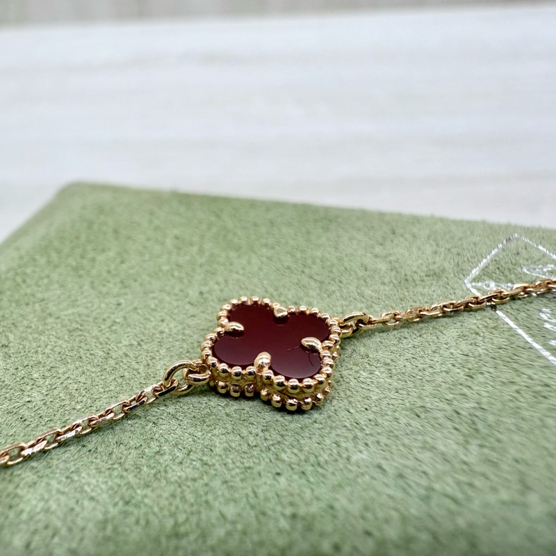 VCA紅玉髓四葉草Sweet Alhambra18k玫瑰金手鍊ARN59K00-13